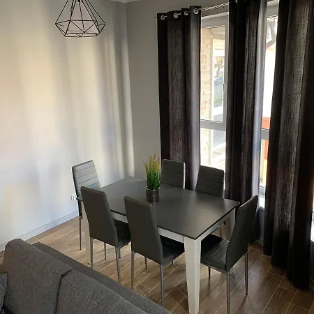 Appartement Nadjeziorna *